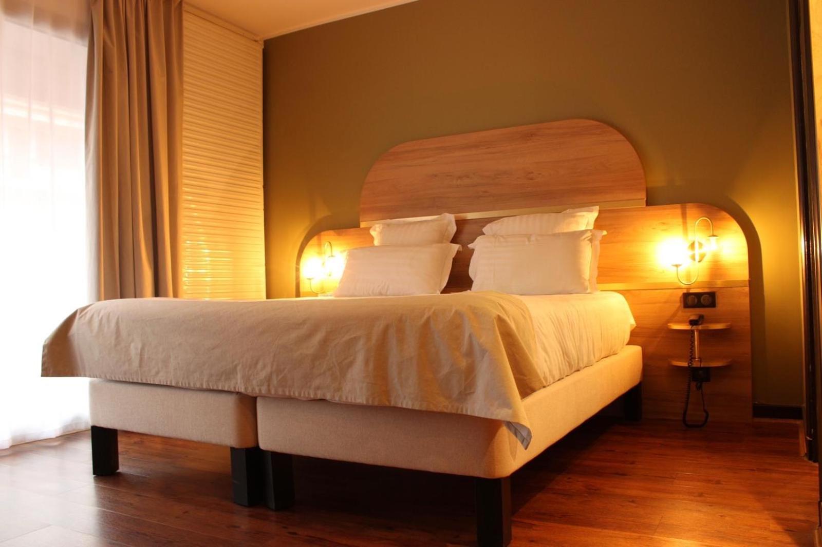 Cit'Hotel Le Chris'Tel Hotel Et Restaurant Le Puy-en-Velay Kültér fotó