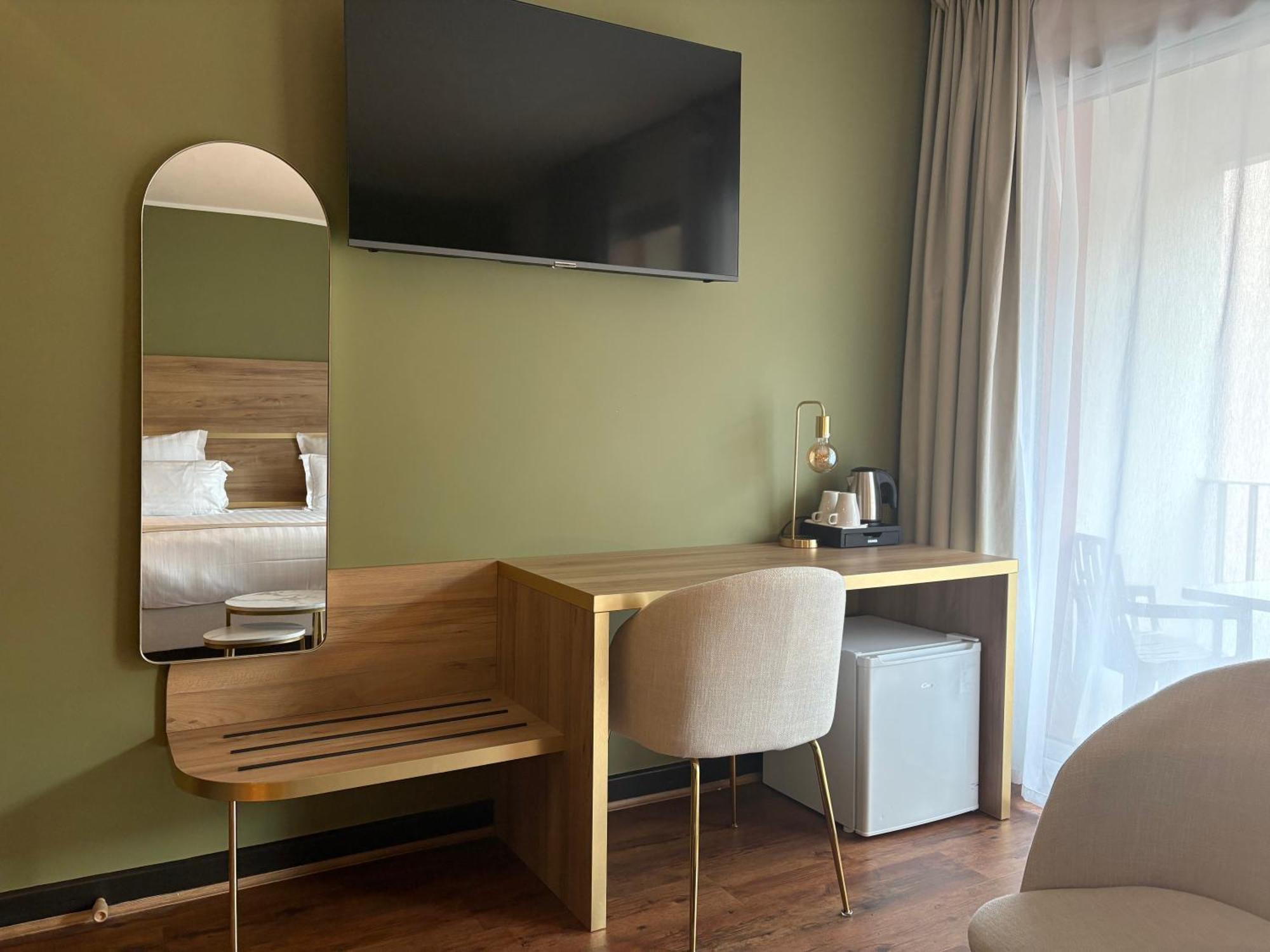 Cit'Hotel Le Chris'Tel Hotel Et Restaurant Le Puy-en-Velay Kültér fotó