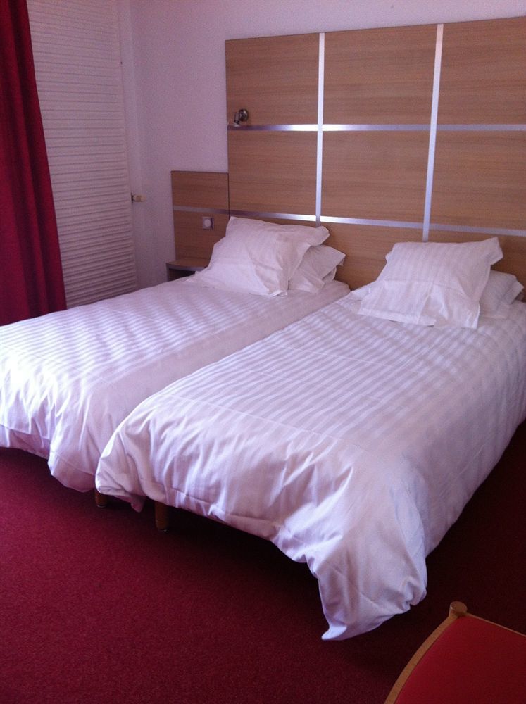Cit'Hotel Le Chris'Tel Hotel Et Restaurant Le Puy-en-Velay Kültér fotó