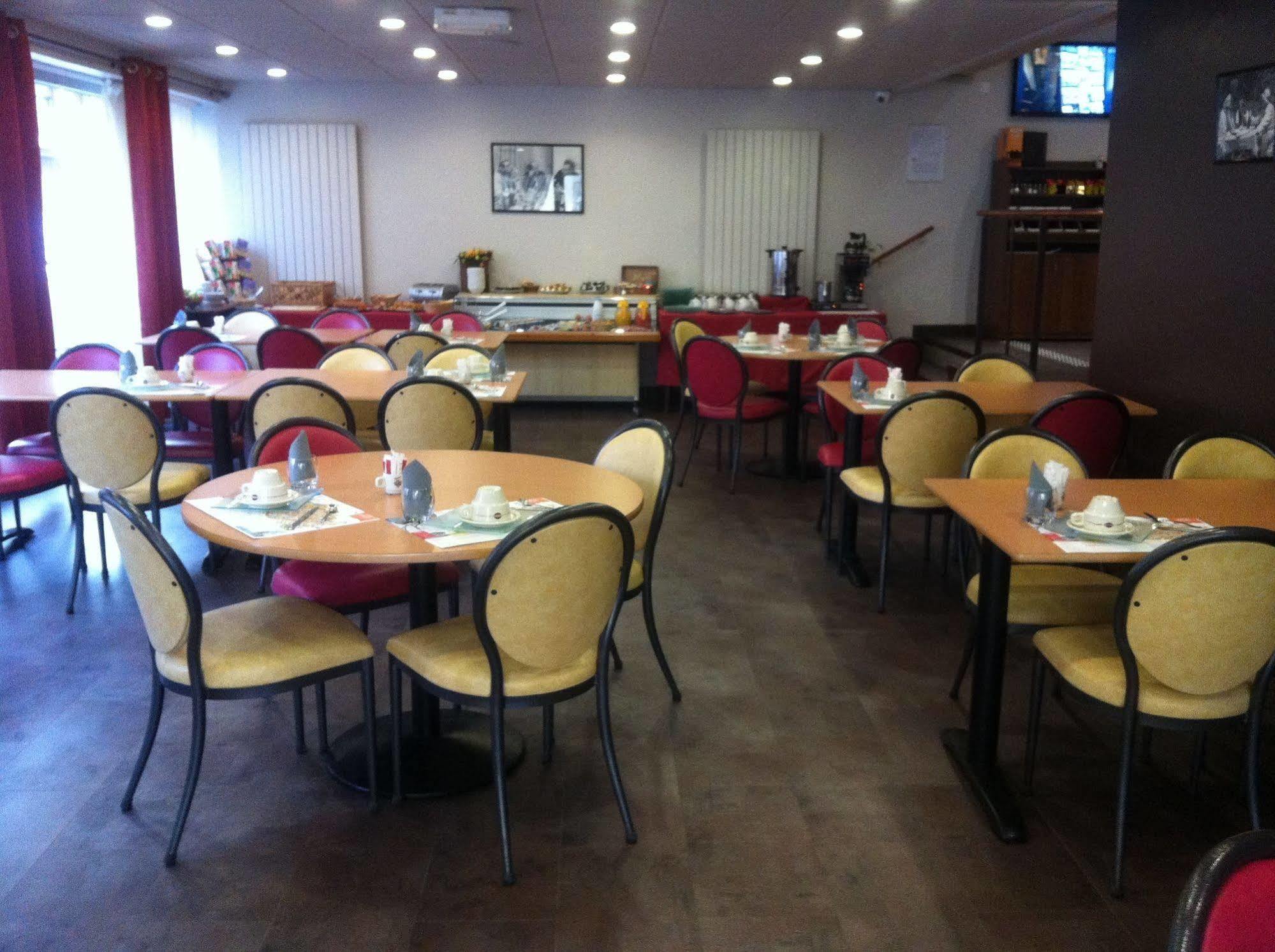 Cit'Hotel Le Chris'Tel Hotel Et Restaurant Le Puy-en-Velay Kültér fotó